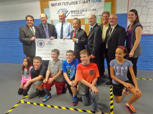 ON WEDNESDAY, September 24, Wakefield’s Beacon Hill delegation went to the Boys and Girls Club at the Americal Civic Center for a tour and were thanked by organizers for their support of the Youth Violence Prevention Grant funding received as part of the Massachusetts Alliance of Boys & Girls Clubs. The local Boys and Girls Club grant was for $24,390.24.