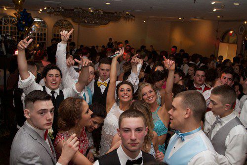 WAKEFIELD MEMORIAL HIGH’S Class of 2017 had their junior prom at the Montvale Plaza Friday night, creating memories for years to come. (Donna Larsson Photo)