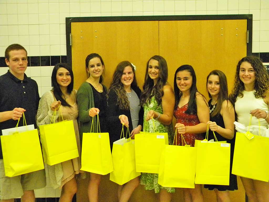 LYNNFIELD HIGH SCHOOL held its Underclass Awards Night June 9. Eight of the nine book award winners were, from left, Brian Basilesco (Dartmouth Book Award); Lilli Patterson (Saint Anselm College Book); Danielle Colucci (Smith Book Award); Kelly Dillon (LHS Book Award); Lila Alaka (Princeton Book Award); Caroline Buckley (Harvard Book Award); Ellen Welter (Yale Book Award), and Isabella Floramo (Wellesley Book Award). Missing from photo is William Klotzbier (Saint Michael’s Book Award). (Dan Tomasello Photo)