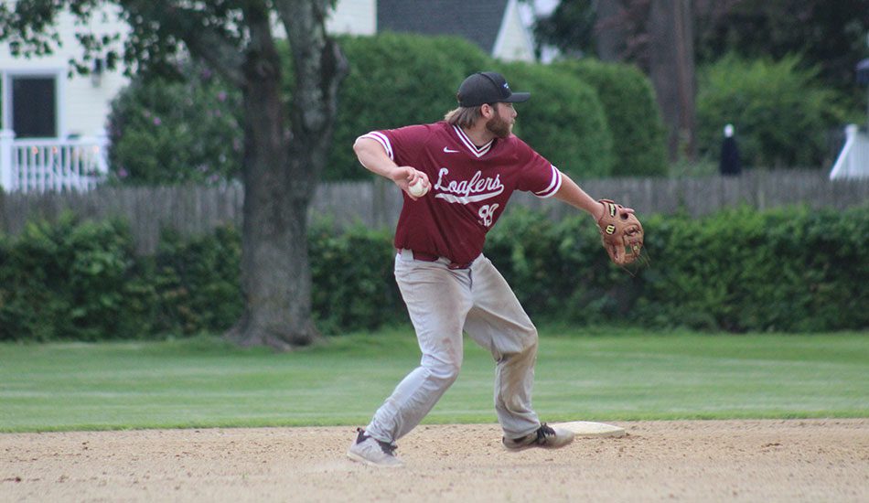 Loafers beat Expos 4-3 in rain-shortened Twi action