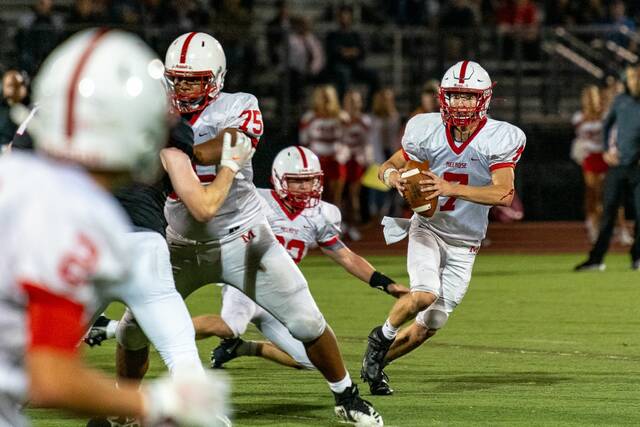 Melrose football back in winning column