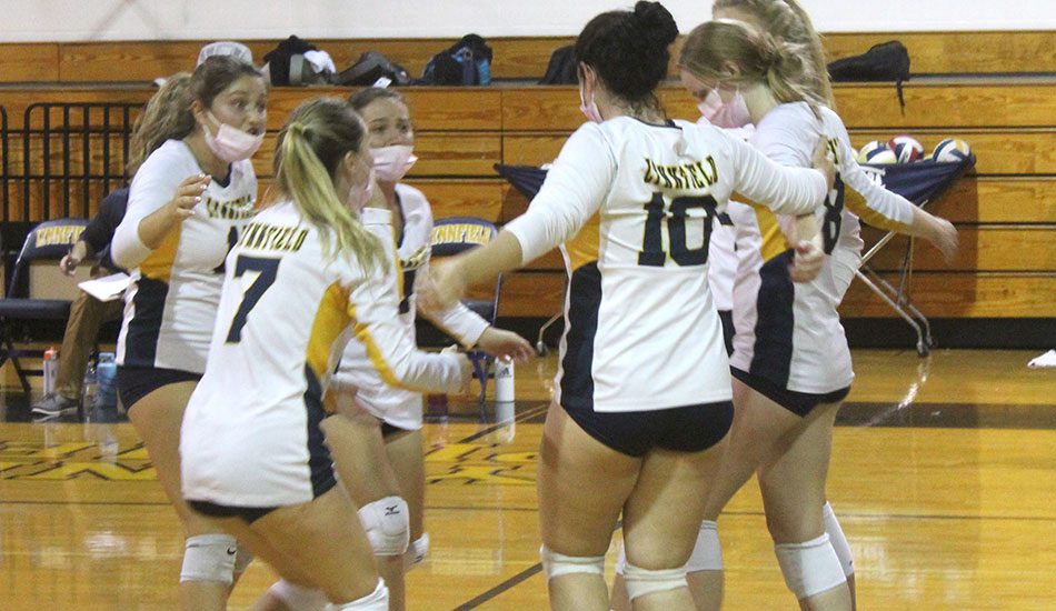 Lynnfield volleyball completes epic comeback against Reading