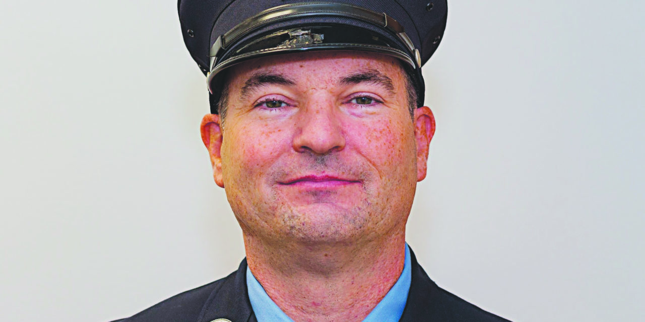 Firefighter Carr retires from WFD