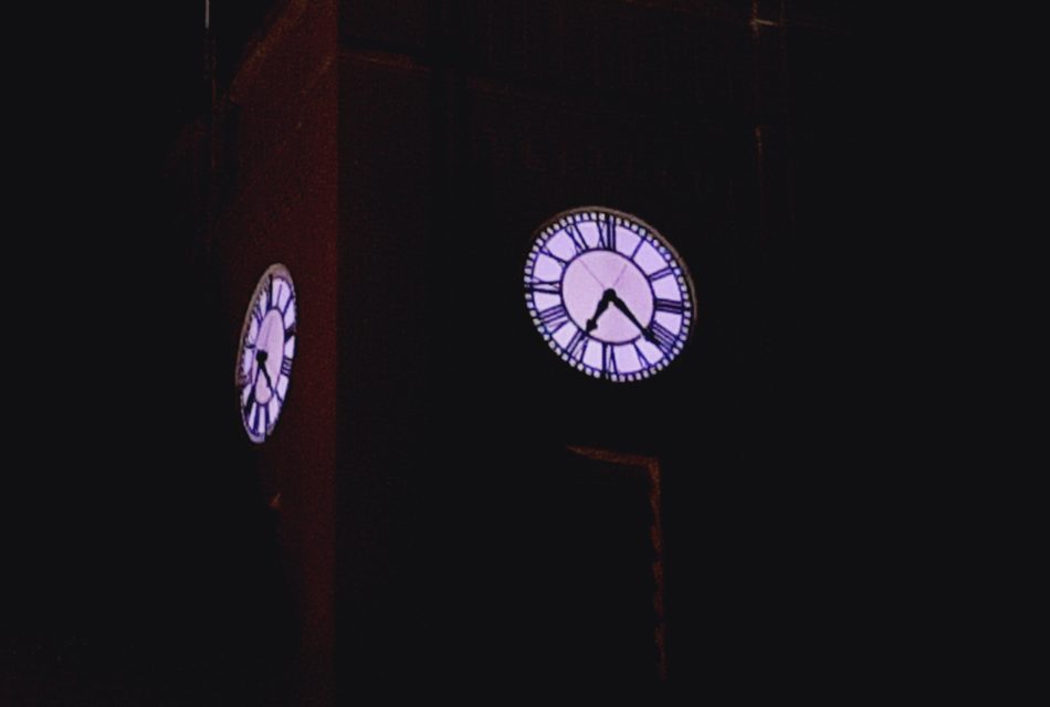 City recognizes International Recovery Day with purple lights