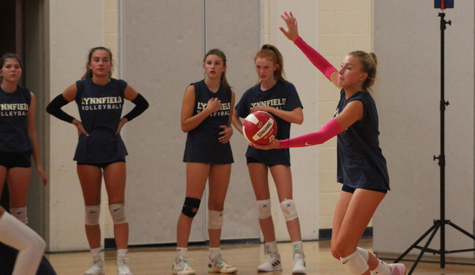 Pioneer volleyball sweeps Reading, Georgetown