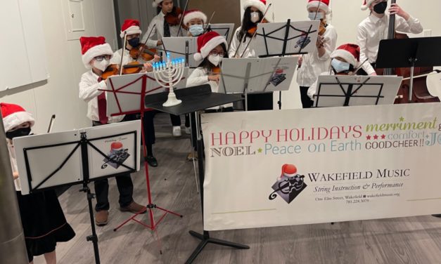 Music, young performers and the Holiday Stroll