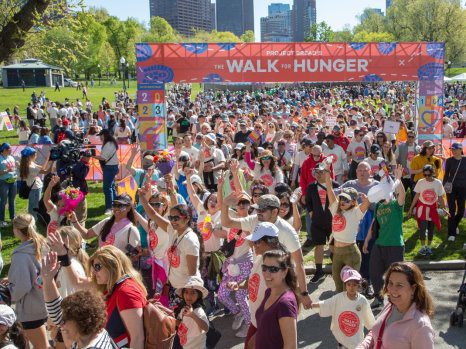 Thousands participate in Walk for Hunger