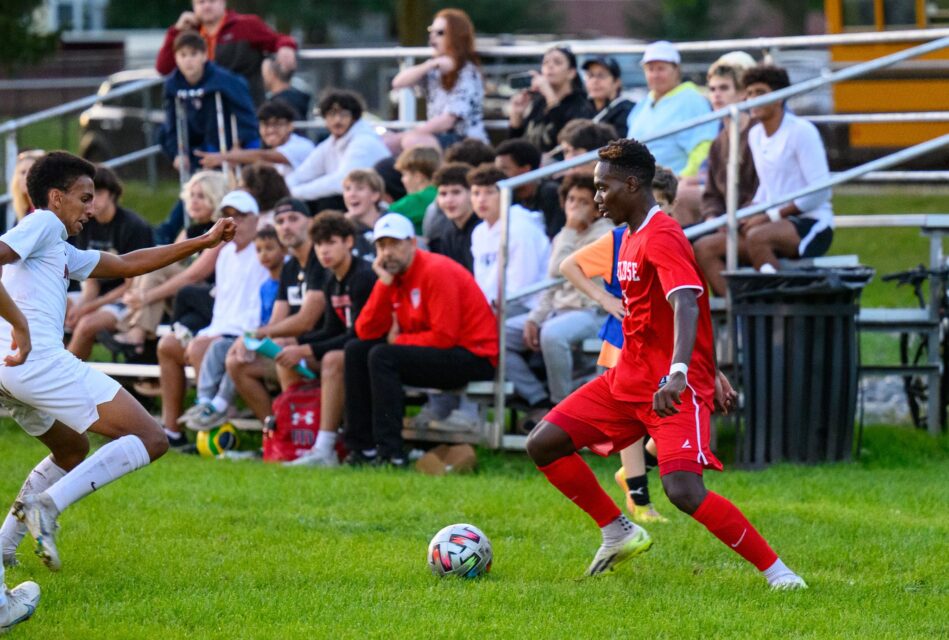 UPDATE: Boy’s soccer falls to Lexington following four game winning streak