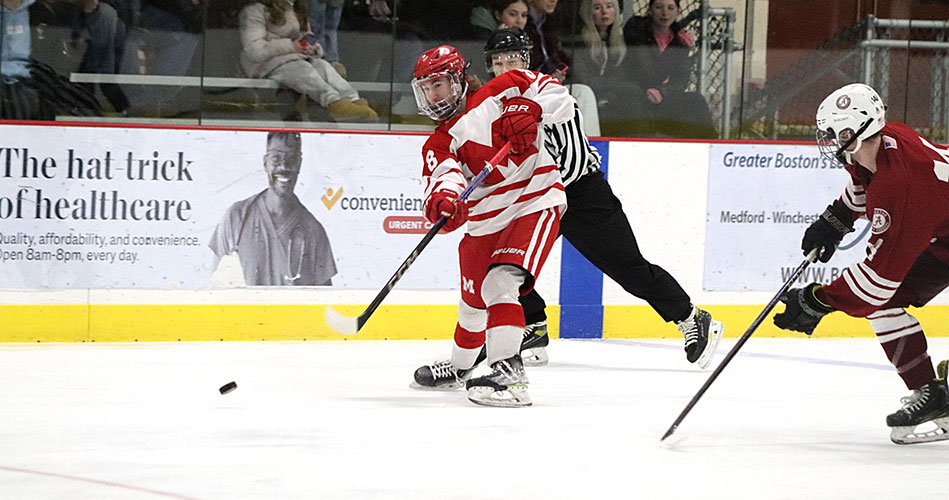 UPDATE: Boys’ hockey falls to Wilmington after winning two out of three 