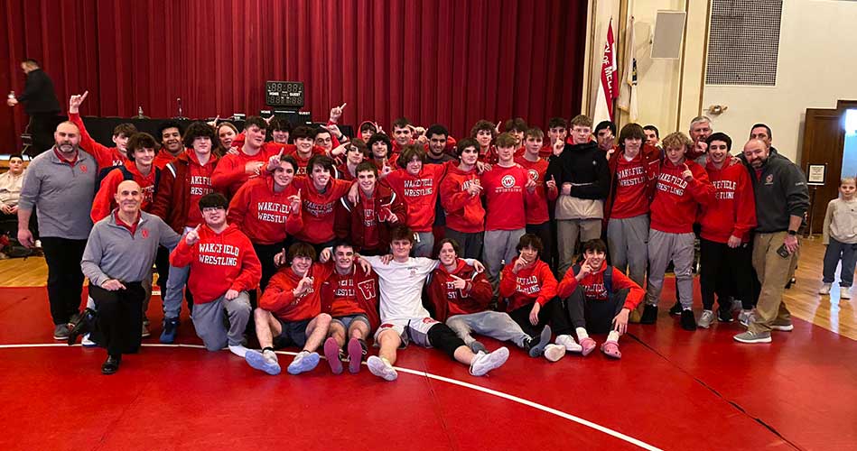 Warriors take 6th Brawl in the Hall to earn Middlesex League title