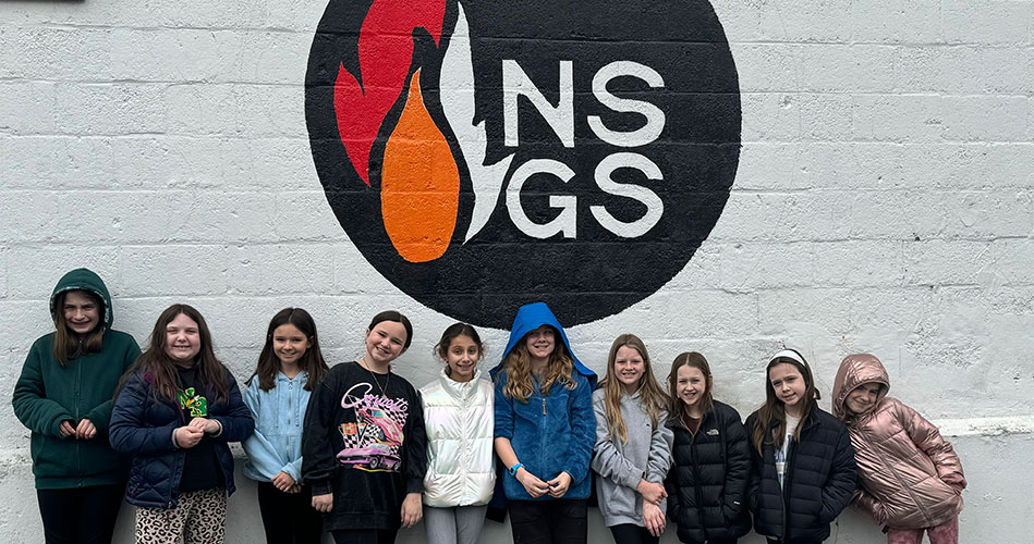 Girl Scout Troop 67419 visits North Shore Glass School