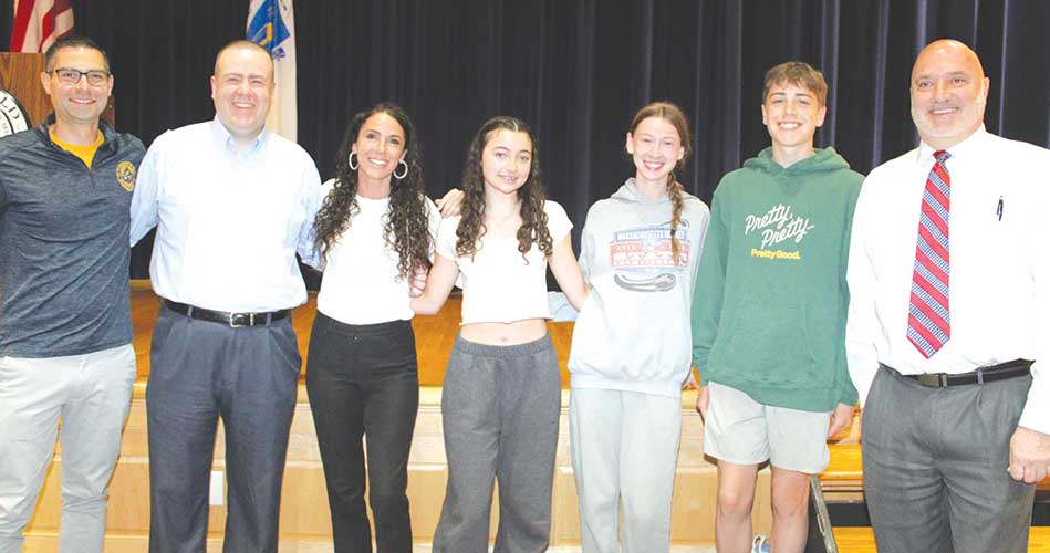 Auditor encourages LMS eighth-graders to make a difference