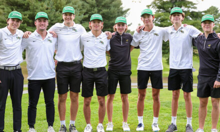 Golfers stay undefeated with victory over Georgetown