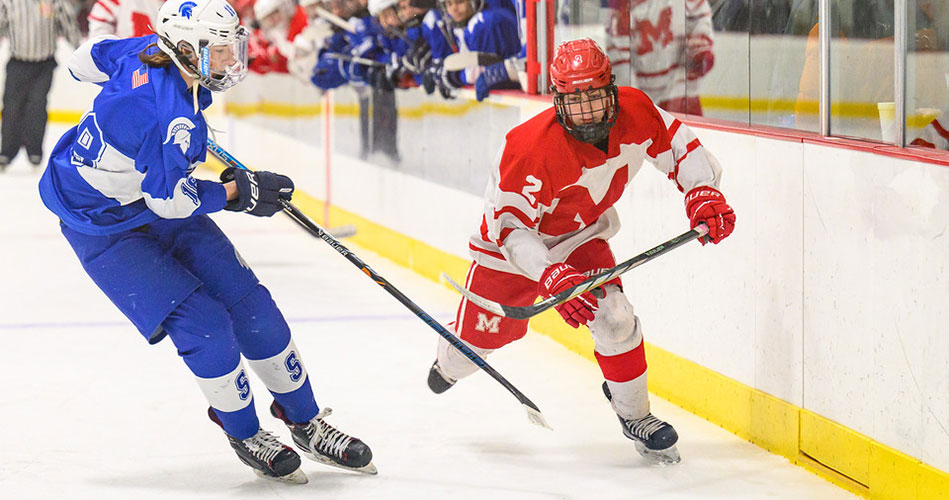 Hockey boys pick up league win over Watertown